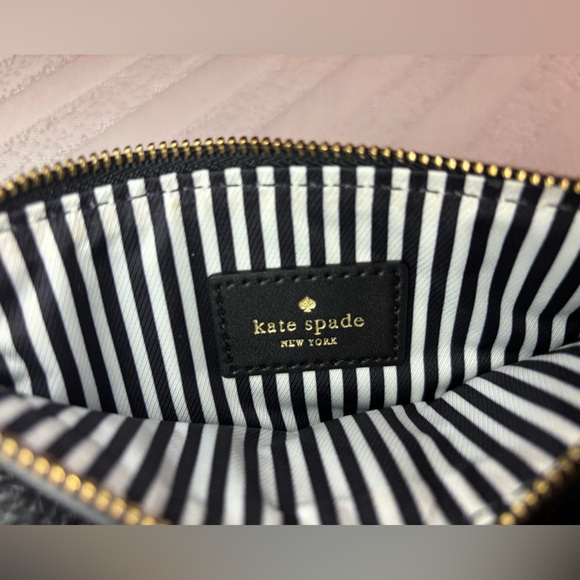 ❤️🎁 Kate Spade NY Black Pebbled Leather Wristlet ❤️🎁 - Picture 6 of 7